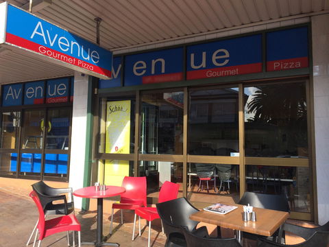 Avenue Gourmet Pizza - Sydneys Hotel 0