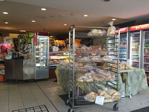 A Touch Of Europe Bakehouse - Sydneys Hotel 0
