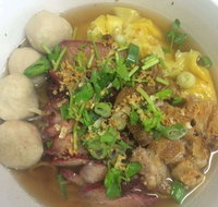 Bua Thong - Sydneys Hotel