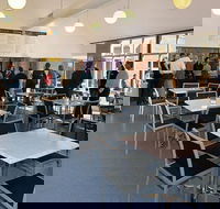 Shine Cafe - Sydneys Hotel