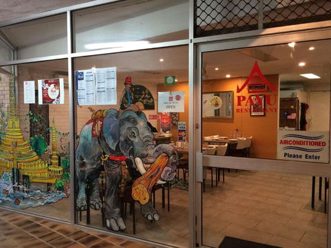 Thai Payu - Sydneys Hotel 0