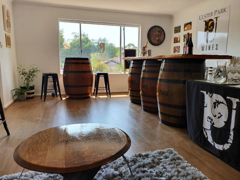 Ulster Park Wines - Sydneys Hotel 1