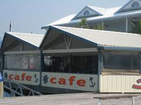 Yamba Marina Cafe - Sydneys Hotel 0