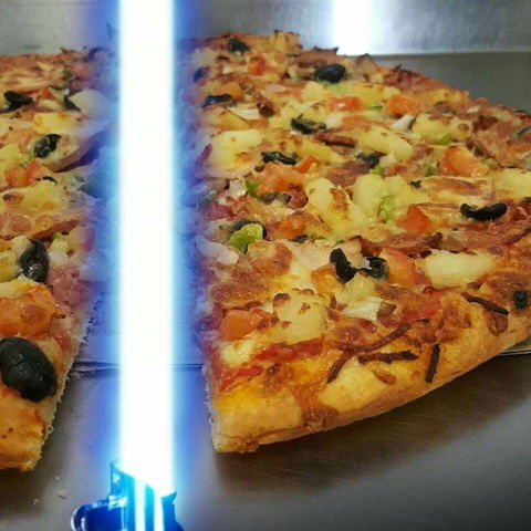 Centrepoint Pizza - Sydneys Hotel 0
