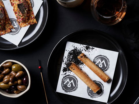 The Woodhouse Restaurant - Sydneys Hotel 1