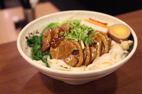 The Noodle Club - Sydneys Hotel 0