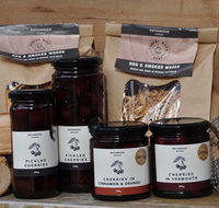 Roth Family Orchard - Sydneys Hotel