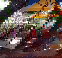 Shady Lane Cafe - Sydneys Hotel