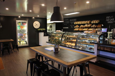 The Bakery In The Village Square - Sydneys Hotel 1