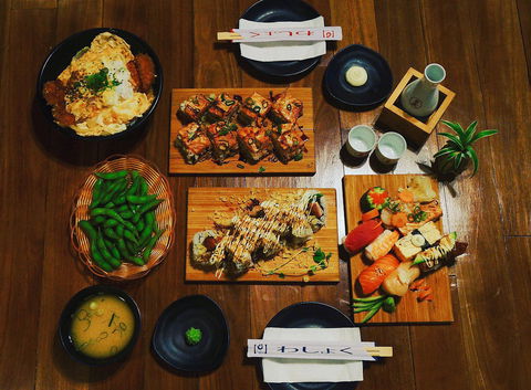 Yummo Sushi - Sydneys Hotel 0