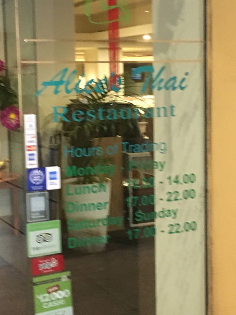 Alice's Thai Restaurant - Sydneys Hotel 1