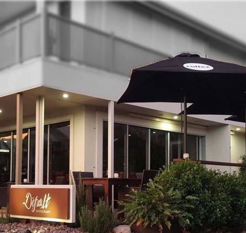 Sabadee Thai - Sydneys Hotel 8