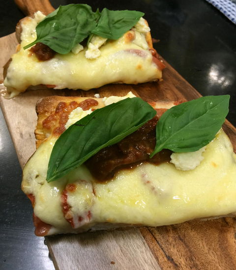 Martinelli Pizza Bar - Sydneys Hotel 4