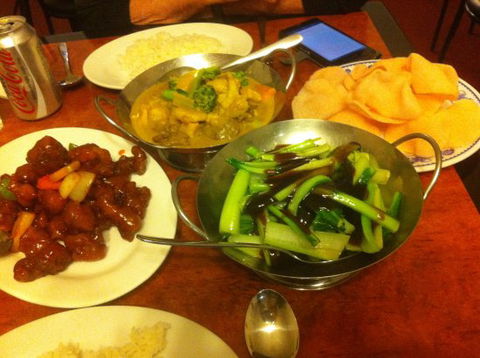 Bassendean Oriental Restaurant - Sydneys Hotel 0
