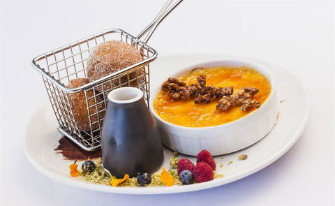 L' Aqua Restaurant - Sydneys Hotel 0