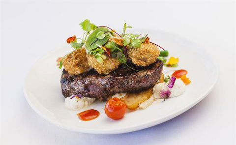 L' Aqua Restaurant - Sydneys Hotel 4