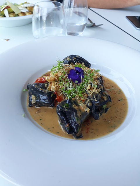 Amano Restaurant - Sydneys Hotel 8