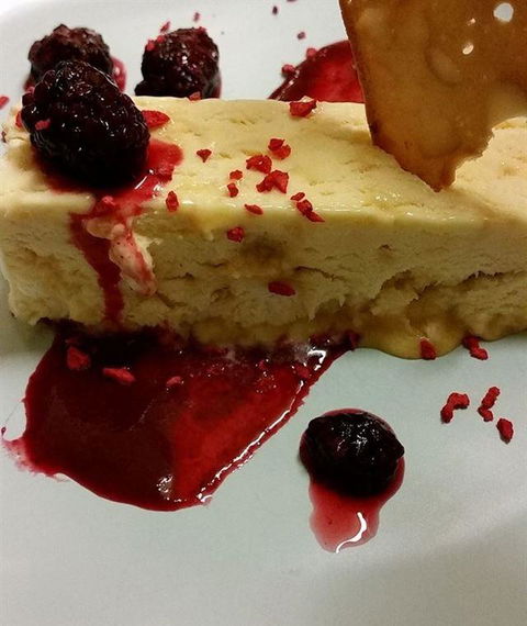 Astor Grill - Sydneys Hotel 10