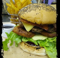 Bluewater Cafe - Sydneys Hotel