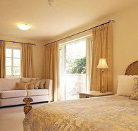 Kokomo's - Sydneys Hotel