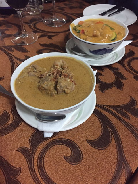 Som Thai Restaurant - Sydneys Hotel 7