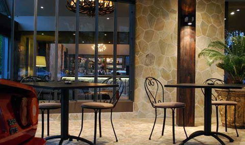 Cavallino - Sydneys Hotel 10