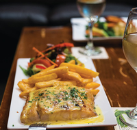 Dollys Bar  The Hibiscus Tavern - Sydneys Hotel