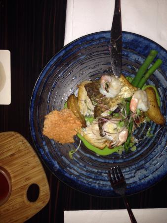 Essence Bar & Grill - Sydneys Hotel 0