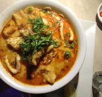 The Arch Rival Bar  Grill - Sydneys Hotel