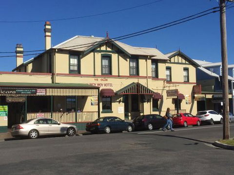 The Old Pub–Woy Woy Hotel - Sydneys Hotel 5