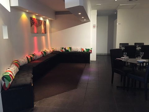 Aurora’s Ristorante & Pizzeria - Sydneys Hotel 0