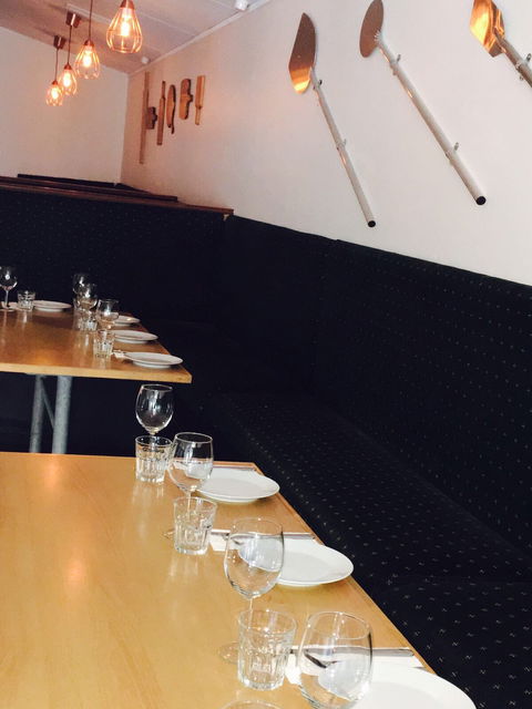 Aurora’s Ristorante & Pizzeria - Sydneys Hotel 6