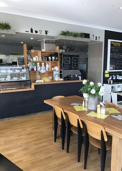 Cafe Macquarie - Sydneys Hotel 8