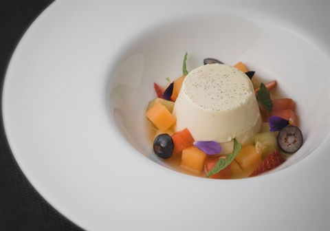 Seville Estate Restaurant & Cafe - Sydneys Hotel 11