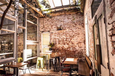 Auction Rooms - Sydneys Hotel 1