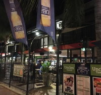 Uncles Tavern - Sydneys Hotel