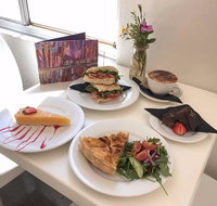 Yaye's Cafe - Sydneys Hotel