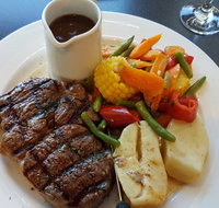 Snug Tavern - Sydneys Hotel