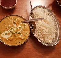 2 spice guru authentic indian restaurant - Sydneys Hotel