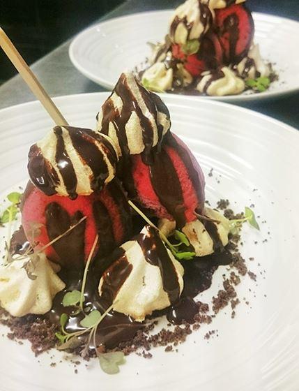 Lime Tree Bar & Restaurant - Sydneys Hotel 16