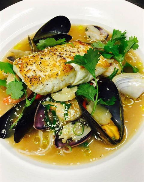 Lime Tree Bar & Restaurant - Sydneys Hotel 5