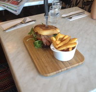 Rileys Woodfired Cafe - Sydneys Hotel