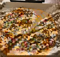 Pizza Hut Harvest Lakes - Sydneys Hotel