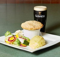 Captain Murphy's Irish Pub - Sydneys Hotel