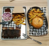 3230 Smoke  Grill - Sydneys Hotel