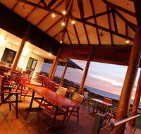 Raugi's Restaurant - Sydneys Hotel