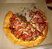 Pizza Hut - Sydneys Hotel