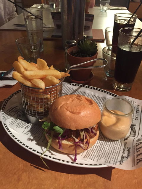 Atura Roadhouse Bar And Grill - Sydneys Hotel 8