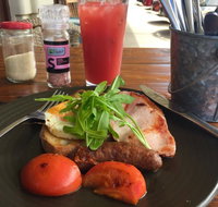 Mamma Lous - Sydneys Hotel