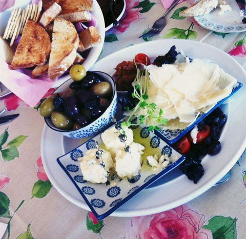 Brinx Deli - Sydneys Hotel 4